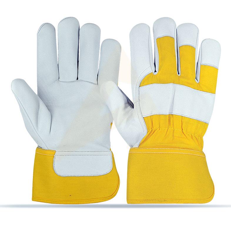 Canadian Gloves